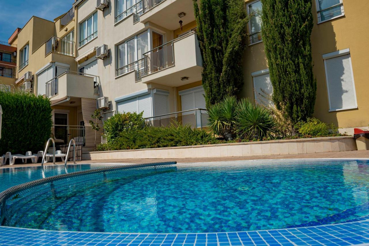 Menada Belle View Apartments สวิติ วลัส ภายนอก รูปภาพ