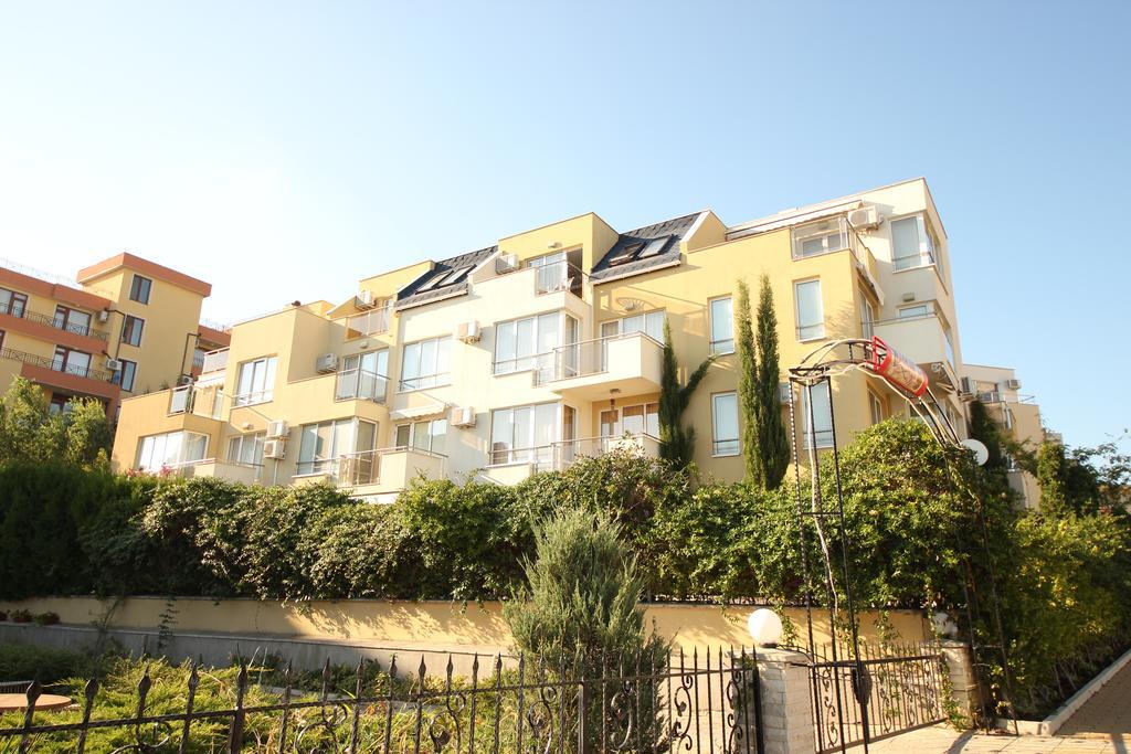 Menada Belle View Apartments สวิติ วลัส ภายนอก รูปภาพ